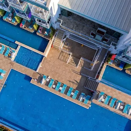Sertil Deluxe & - Adult Only Hotell